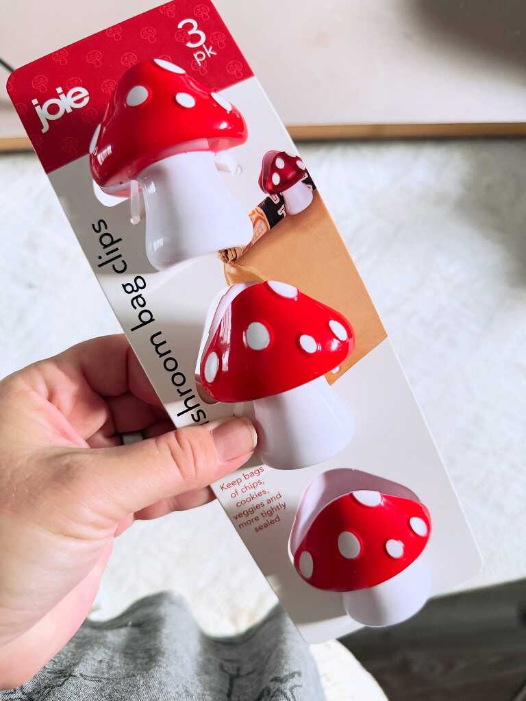 red mushroom bag clips